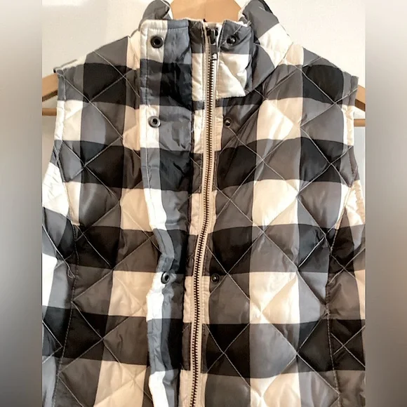 New Talbots Down Quilted Vest Black Grey White Large Buffalo Plaid Puffer XS - Picture 7 of 15
